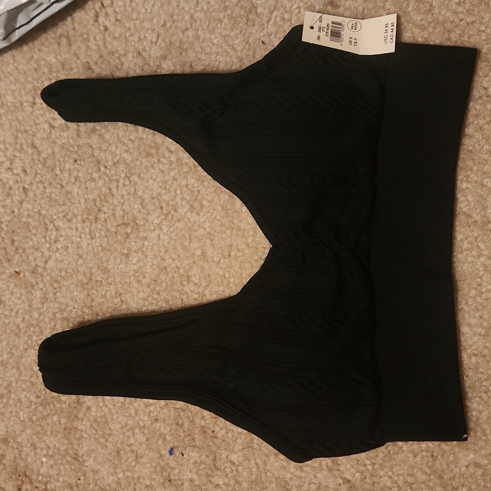 Black Aerie Sports Bra NWT